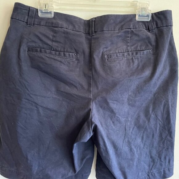 CROWN & IVY Classic Twill Navy 8.5" Chino Shorts 10 - Picture 8 of 14